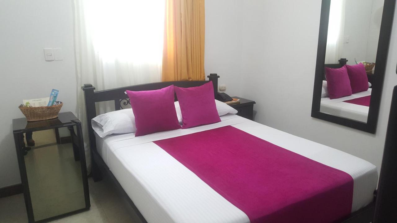Hotel Colonial Перейра Экстерьер фото